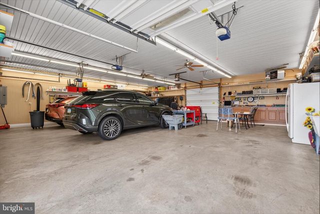 1472 BEARCAT CV, Auburn, PA 17922