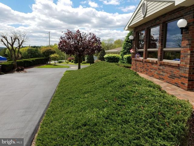 1472 BEARCAT CV, Auburn, PA 17922