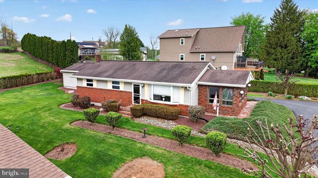 1472 BEARCAT CV, Auburn, PA 17922