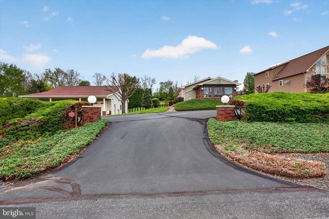 1472 BEARCAT CV, Auburn, PA 17922