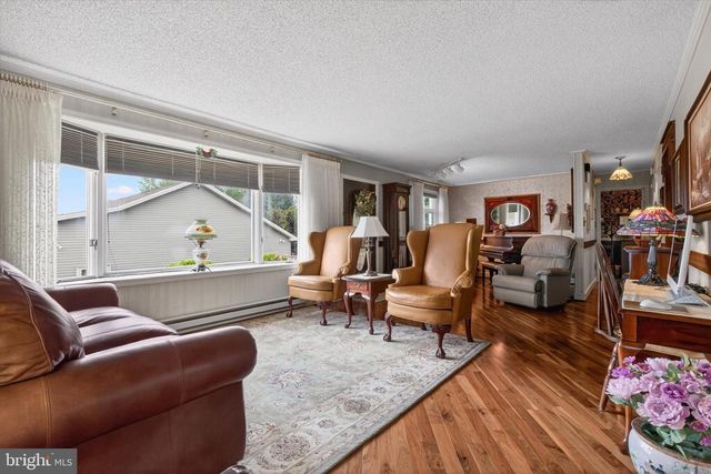 1472 BEARCAT CV, Auburn, PA 17922