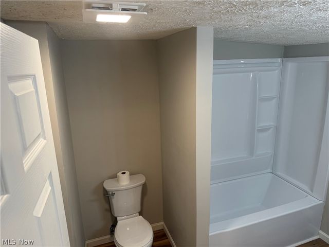 858 Forrest Drive, Akron, OH 44306