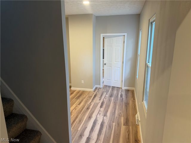 858 Forrest Drive, Akron, OH 44306