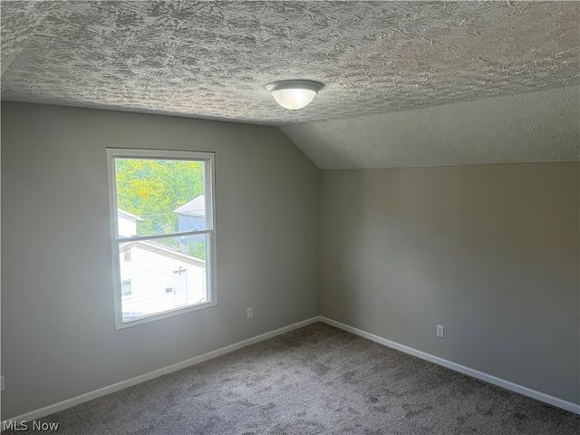 858 Forrest Drive, Akron, OH 44306