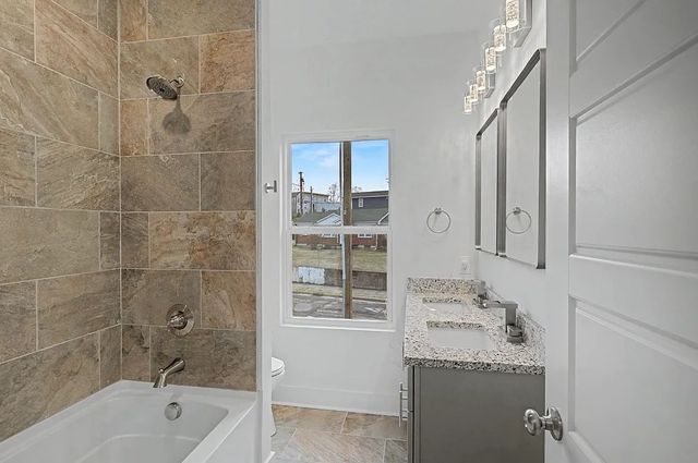 2140 18th Ave, N, Nashville, TN 37208