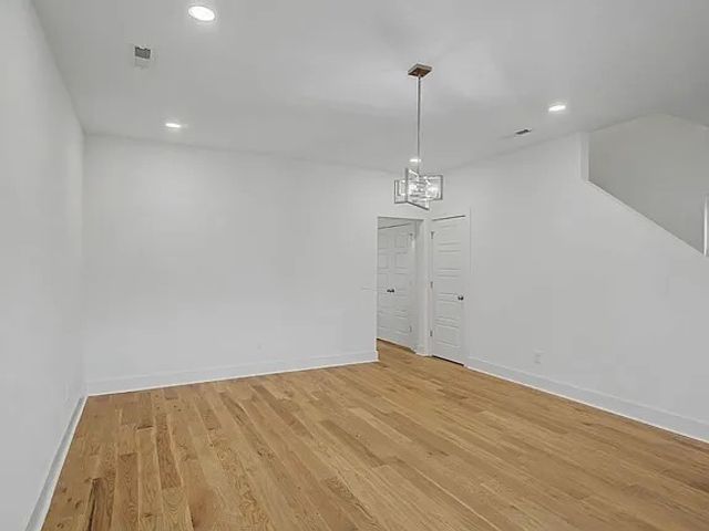 2140 18th Ave, N, Nashville, TN 37208