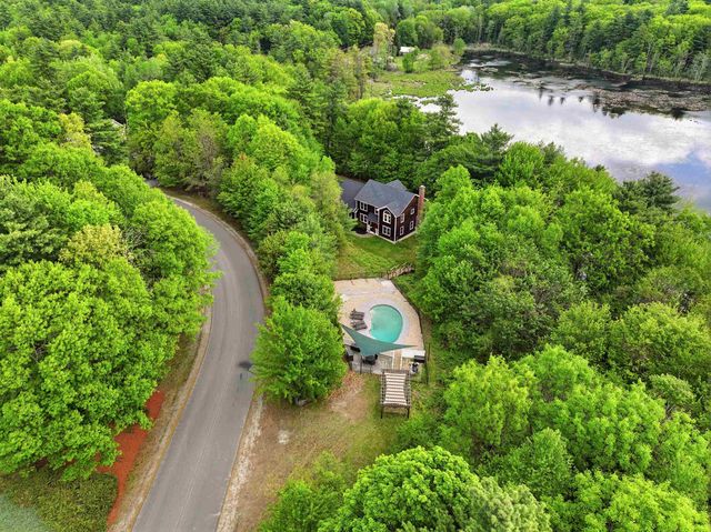 10 Ellison Drive, Bedford, NH 03110