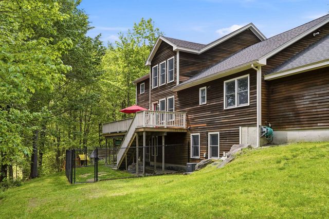 10 Ellison Drive, Bedford, NH 03110