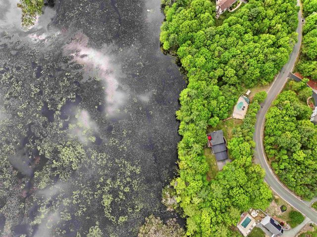 10 Ellison Drive, Bedford, NH 03110
