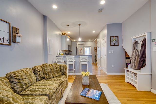 266 Bowen St 1, Boston, MA 02127