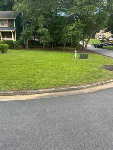 1454 Albans Court, Lithonia, GA 30058