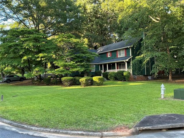 1454 Albans Court, Lithonia, GA 30058