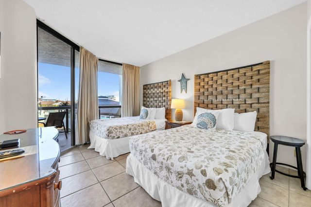 1096 Scenic Gulf Drive UNIT 207, Miramar Beach, FL 32550