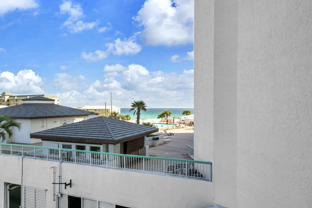 1096 Scenic Gulf Drive UNIT 207, Miramar Beach, FL 32550