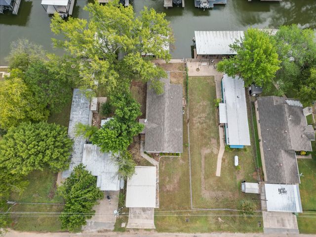 3417 Hawaiian Court, Granbury, TX 76048