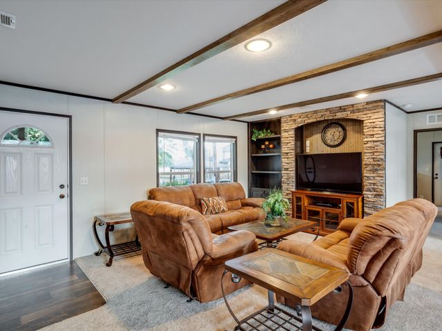 3417 Hawaiian Court, Granbury, TX 76048