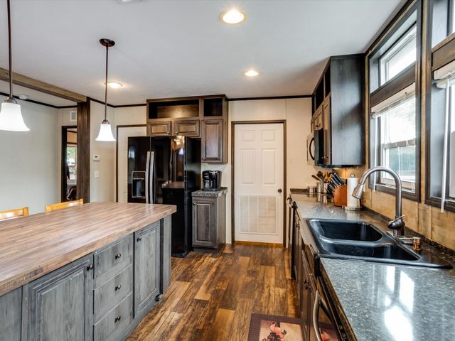 3417 Hawaiian Court, Granbury, TX 76048