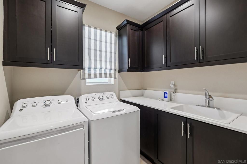 Image 20 of property listing at 910 Camino Meandro, Chula Vista, CA 91913