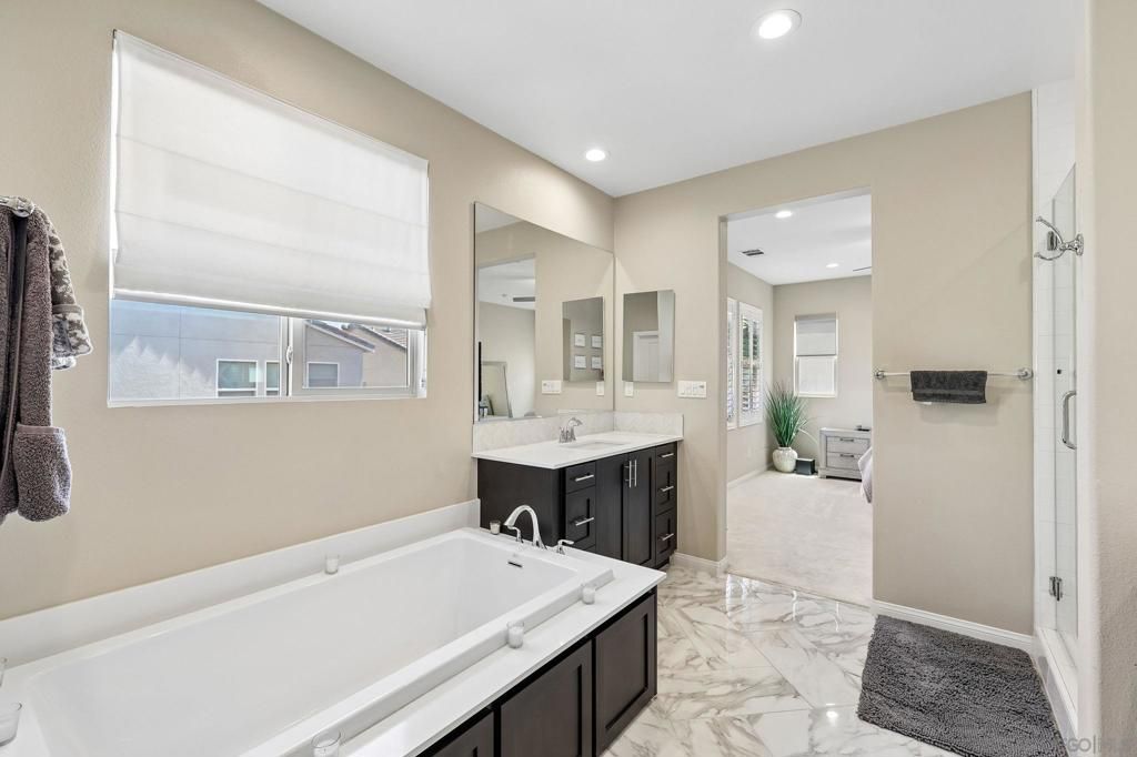 Image 28 of property listing at 910 Camino Meandro, Chula Vista, CA 91913