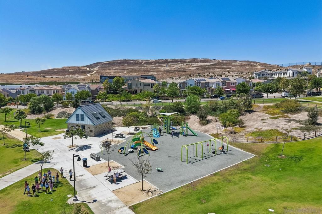 Image 56 of property listing at 910 Camino Meandro, Chula Vista, CA 91913