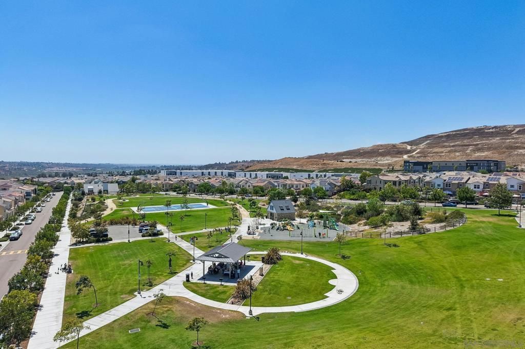 Image 57 of property listing at 910 Camino Meandro, Chula Vista, CA 91913