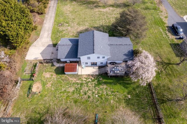 38 ELK RANCH PARK RD, Elkton, MD 21921