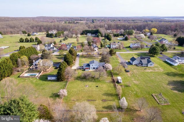 38 ELK RANCH PARK RD, Elkton, MD 21921