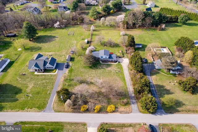 38 ELK RANCH PARK RD, Elkton, MD 21921