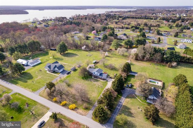 38 ELK RANCH PARK RD, Elkton, MD 21921