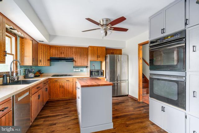 38 ELK RANCH PARK RD, Elkton, MD 21921