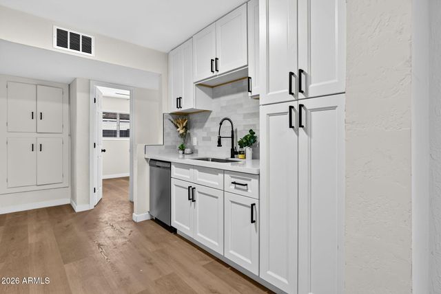 4528 N 50TH Avenue, Phoenix, AZ 85031