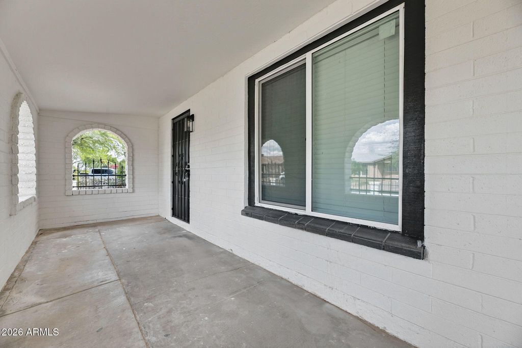 4528 N 50TH Avenue, Phoenix, AZ 85031 — photo 4