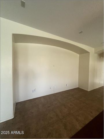 576 E JULIAN Drive, Gilbert, AZ 85295