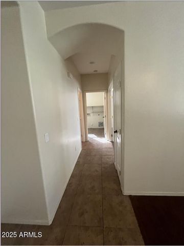 576 E JULIAN Drive, Gilbert, AZ 85295