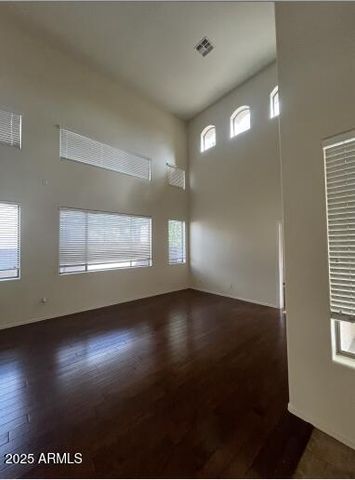 576 E JULIAN Drive, Gilbert, AZ 85295