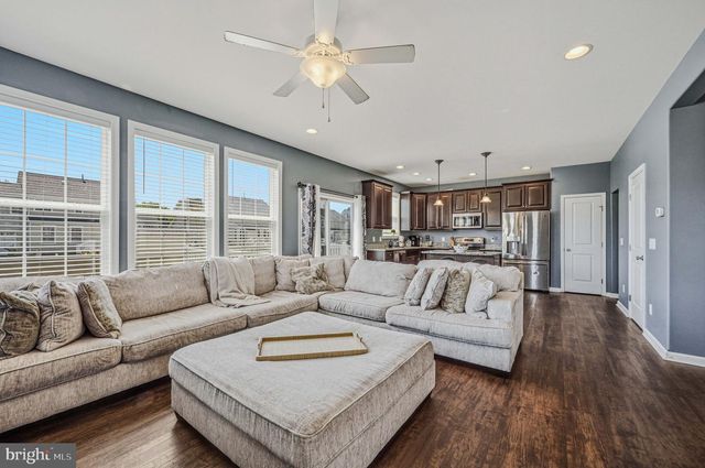160 PONDS EDGE DR, Felton, DE 19943