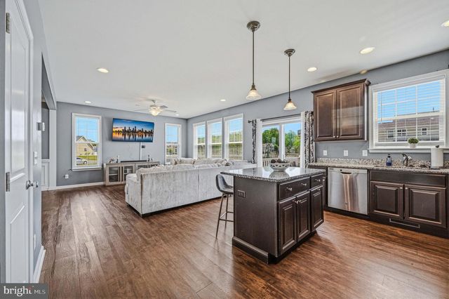 160 PONDS EDGE DR, Felton, DE 19943