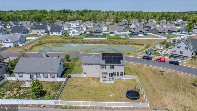 160 PONDS EDGE DR, Felton, DE 19943