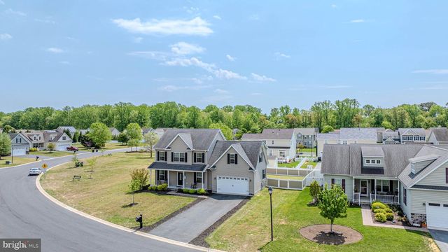 160 PONDS EDGE DR, Felton, DE 19943