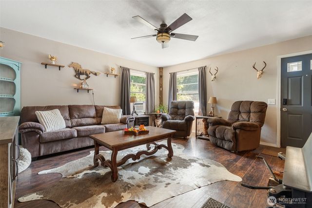 248 Crego Hill Road, Chehalis, WA 98532