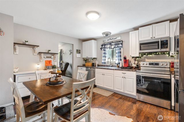 248 Crego Hill Road, Chehalis, WA 98532