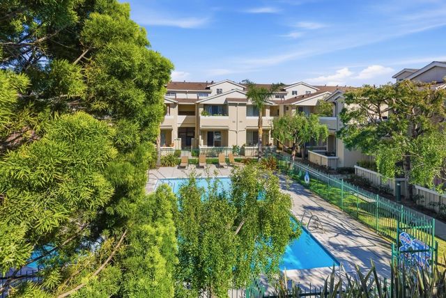 222 Everson Drive, Santa Cruz, CA 95060