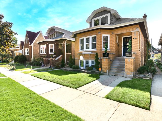 1926 Wisconsin Avenue, Berwyn, IL 60402