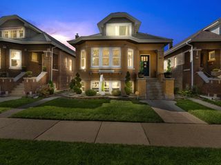 1926 Wisconsin Avenue, Berwyn, IL 60402