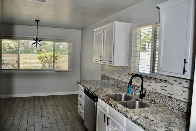 894 N Orange, Riverside, CA 92501