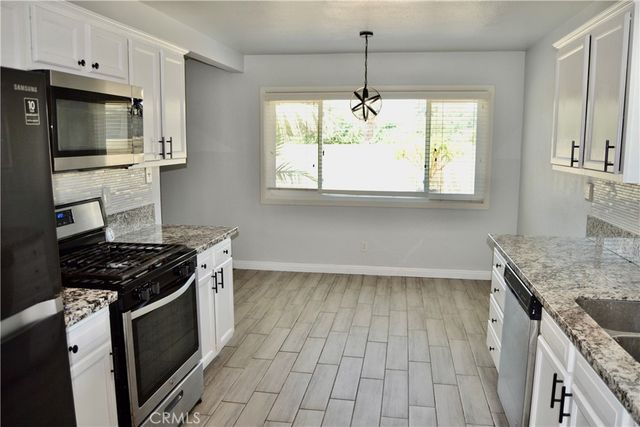 894 N Orange, Riverside, CA 92501