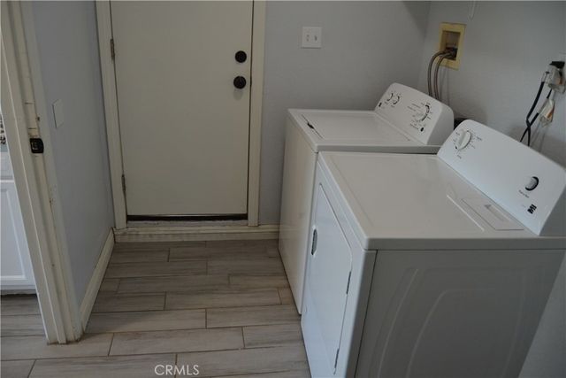 894 N Orange, Riverside, CA 92501