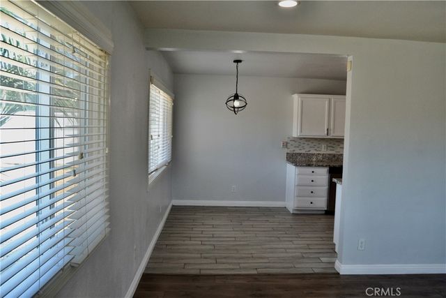 894 N Orange, Riverside, CA 92501