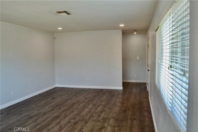894 N Orange, Riverside, CA 92501