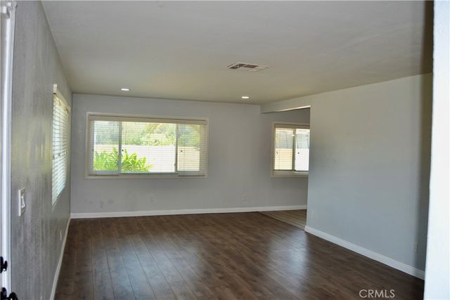 894 N Orange, Riverside, CA 92501